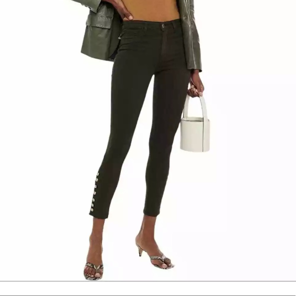 L’agence Piper Jeans with gold button details